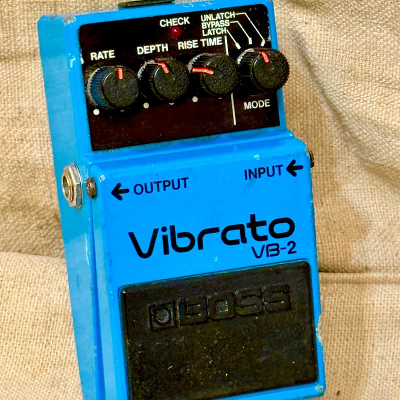 Boss VB-2 Vibrato | Reverb Canada