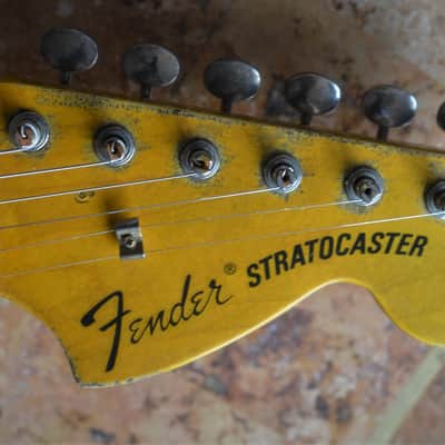 American Fender Stratocaster Relic Custom Gold Sparkle HSS Texas Specials image 17