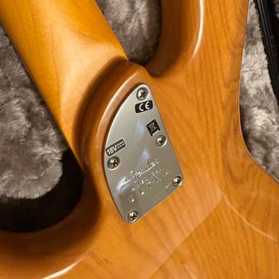 Fender Ultra Jazz Bass 2019 - Natural Ash image 11