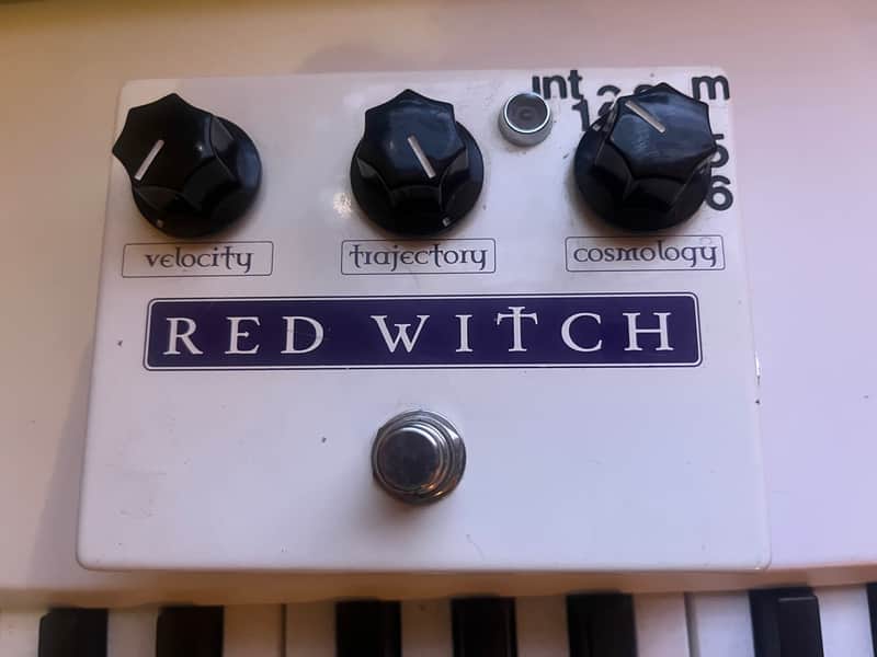 Red Witch Deluxe Moon Phaser