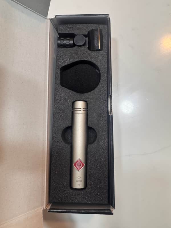 Neumann KM 184 Small Diaphragm Cardioid Condenser Microphone