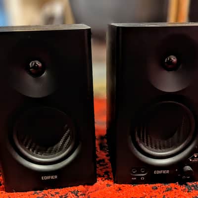 Edifier MR4 Powered Studio Monitor Speakers, 4" Active Near-Field Monitor Speaker - Black (Pair) - Black image 1