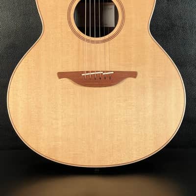 Lowden F32 image 3