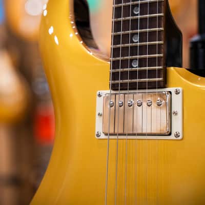 PRS SE DGT MOONS GOLD TOP image 9