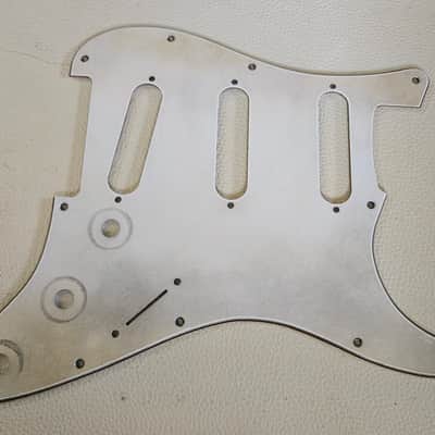 Fender Stratocaster Aged Relic 3 ply Pickguard White image 6