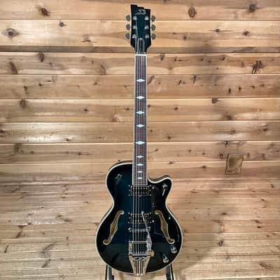 Duesenberg Starplayer TV Deluxe Electric Guitar - Catalina Green Burst image 2