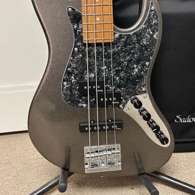 Sadowsky MetroExpress Hybrid P/J 4 String Bass w/Maple Fingerboard 2024 - Silver Metallic image 2