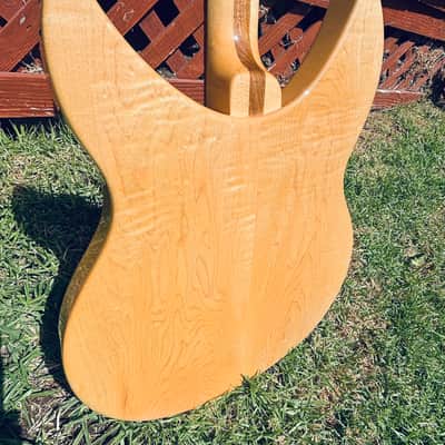 1998 Rickenbacker 330 Mapleglo image 4
