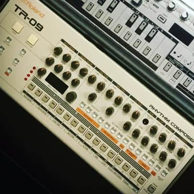 Roland TR-09 Rhythm Composer 2017 - Present - White image 2
