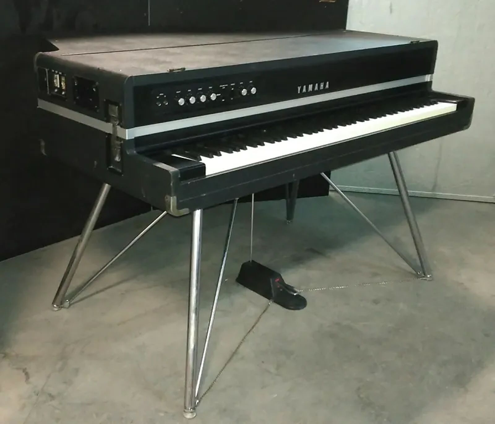 Yamaha CP-80 88-Key Electric Grand Piano | Reverb
