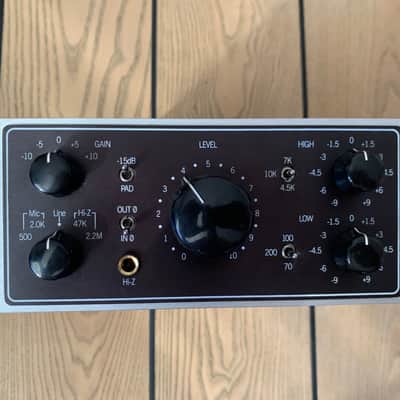 Universal Audio 6176 preamplifier / compressor image 2