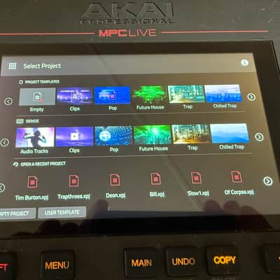 Akai MPC Live Standalone Sampler / Sequencer 2017 - 2020 - Black image 5