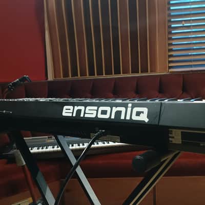 Ensoniq VFX Dynamic Component Synthesiser 1989 imagen 5