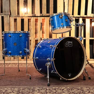 DW Performance Blue Sparkle Drum Set - 18x22,9x13,14x16 image 1