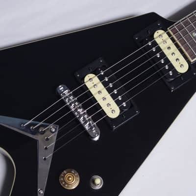 DEAN V 79 electric GUITAR Classic Black CBK V79 New w/ Hard Case image 5