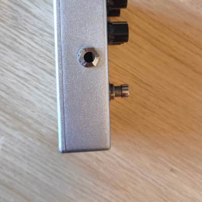 MXR M75 Super Badass Distortion 2023 - Silver image 5