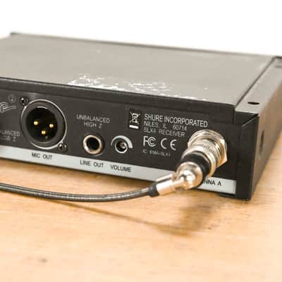 Shure SLX4 Wireless Receiver - L4 Band: 638-662 MHz (NO POWER SUPPLY) CG012KQ image 6