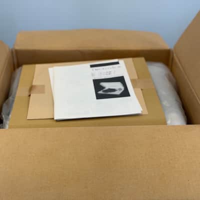 Technics SL-1200 MK2 2004 - Silver image 3