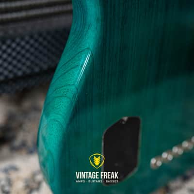 Fender Precision Bass Deluxe 2000s image 11