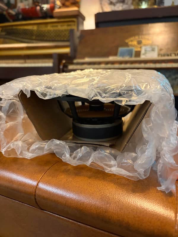 Amphion Woofer Replacement - 18 series image 1