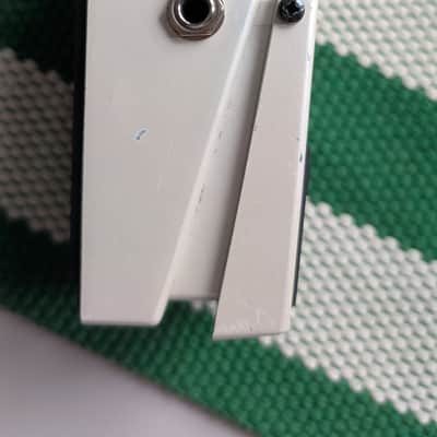 Boss DD-3(b) Digital Delay 2001 - Present - White image 2
