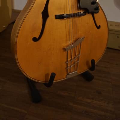 Höfner Chancellor image 2