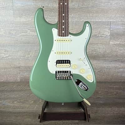 Fender American Professional Stratocaster HSS ShawBucker – Antique Olive image 3