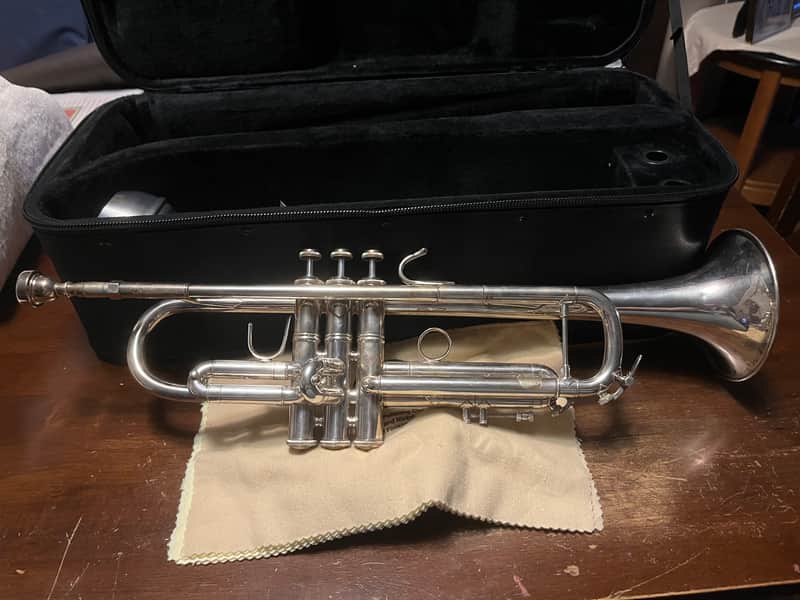Bach 180S37 Stradivarius Series Bb Trumpet