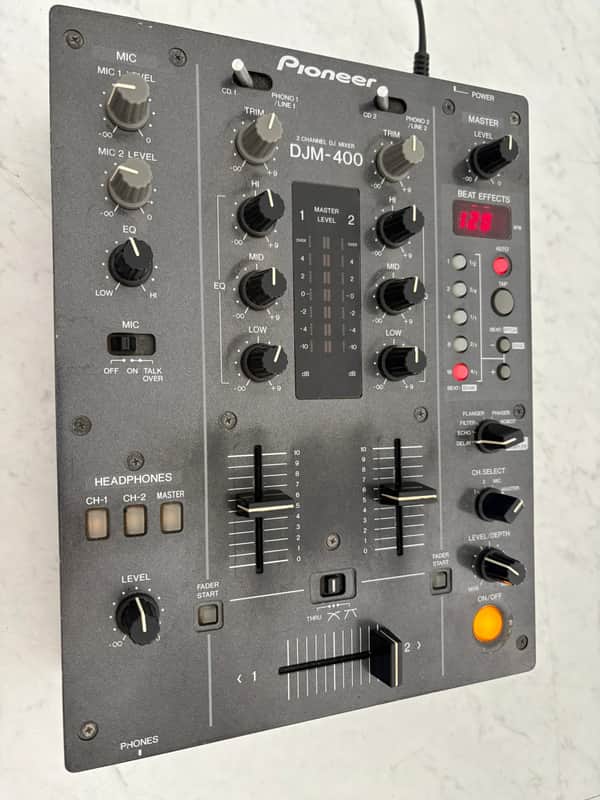 Pioneer DJM-400 image 1