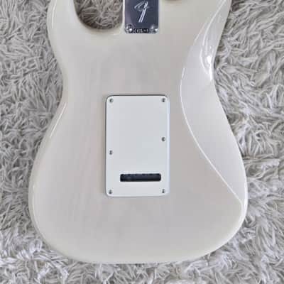 Fender Player II Stratocaster, Rosewood Fingerboard, White Blonde Finish - MIM image 7