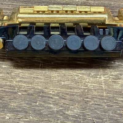 Leo Quan Badass Wrap Around Bridge with FTT Fine Tuner - Gold black image 6