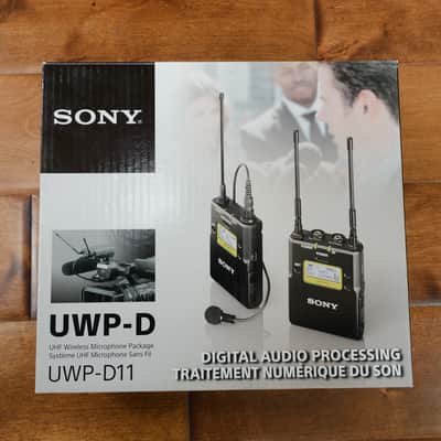Sony UWP-D11 Integrated Digital  Wireless Lavalier Microphone Package image 1