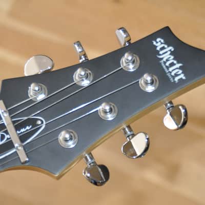 SCHECTER C-6 Deluxe FR Satin Black / C6 SBK / R023031201 image 8