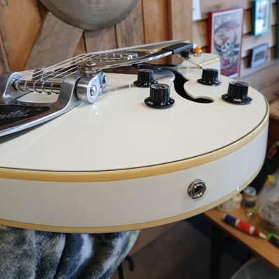 Guild Starfire V 2018 - White image 4