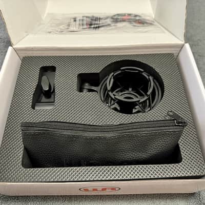Warm Audio WA-14 Multipattern Brass Capsule Condenser Microphone 2017 - Present Black image 8
