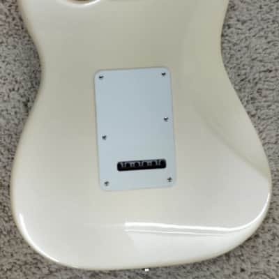 Fender Lincoln Brewster Stratocaster®, Maple Fingerboard, Olympic Pearl Finish image 5