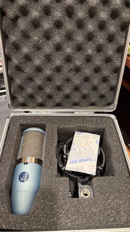 AKG Perception 420 2010s - Silver image 1