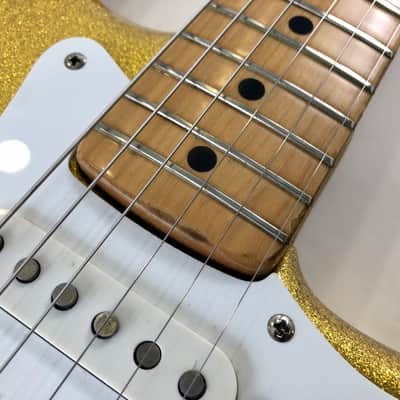 Fender Stratocaster with 3-Bolt Neck, Maple Fretboard 1976 Gold Sparkle image 12