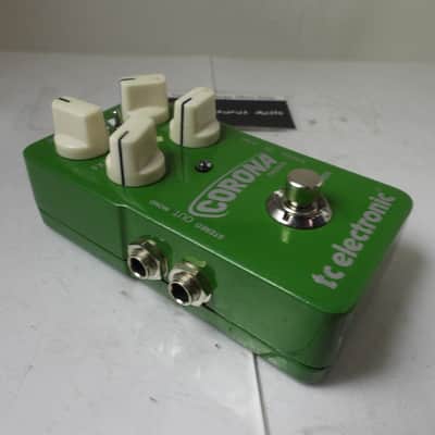 TC Electronics Corona Chorus Effects Pedal Free USA Ship image 2