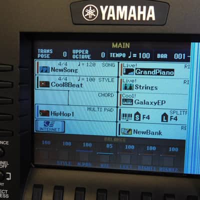 Yamaha PSR-3000 61-Key Arranger Workstation Keyboard WITH FLIGHT CASE!! image 5