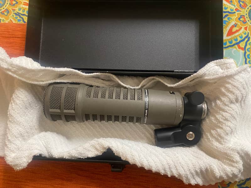 Vintage EV Electro-Voice RE20 PL20 Microphone Box ALL NEW FOAM Fully Refurbished image 1