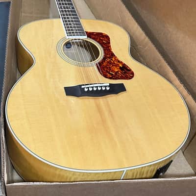 Guild F-250E Deluxe Blonde 6 String Acoustic Electric Guitar - Natural image 5