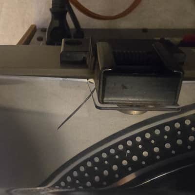 Technics SL-1600 1980 - Silver image 17