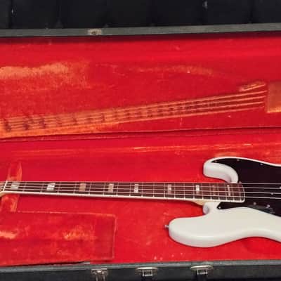 Fender Jazz Bass 1978 Olympic White – All Original Electronics – Vintage Hard Case + Manual image 1