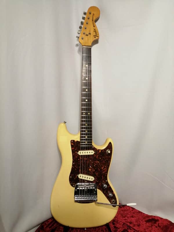 Fender Electric Guitar 1977 Musicmaster Mod Used