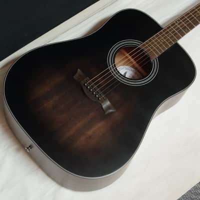 DEAN Saint St. Augustine Dreadnought acoustic GUITAR Vintage Burst w/ Light CASE image 3