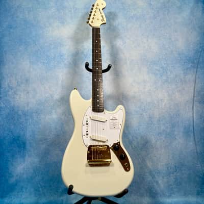 Fender MIJ Traditional '60s Mustang 2025 Collection | Reverb Canada