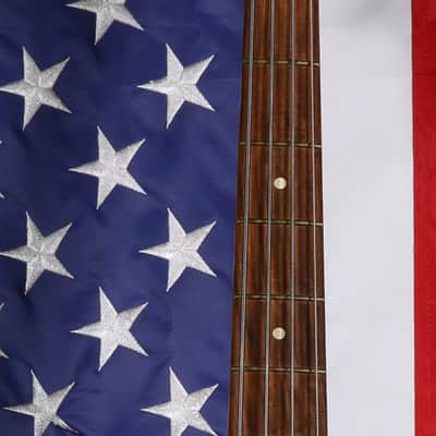 Fender Player Jazz Bass with Pau Ferro Fretboard - Polar White image 3