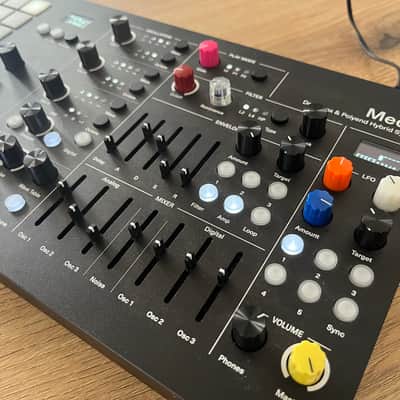 Polyend Dreadbox Medusa Hybrid Synthesizer 2018 - 2021 - Black image 2
