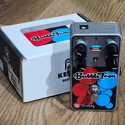 Keeley Bubbletron Flanger / Phaser 2016 - Present - Silver / Blue / Red image 2
